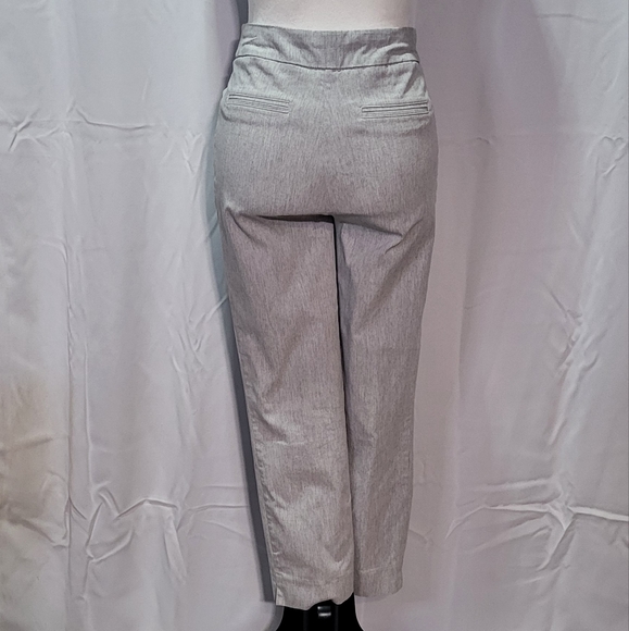 Hillary Radley Women's Light Gray Pull On Ankle Dress Pants Size Small - Picture 10 of 11